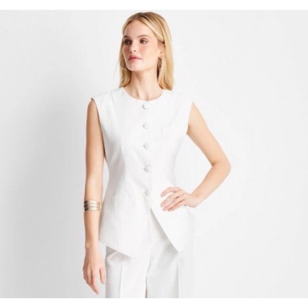 Future Collective Women's Sz 12 Vest White Sleeveless Button-Front Jenee Naylor